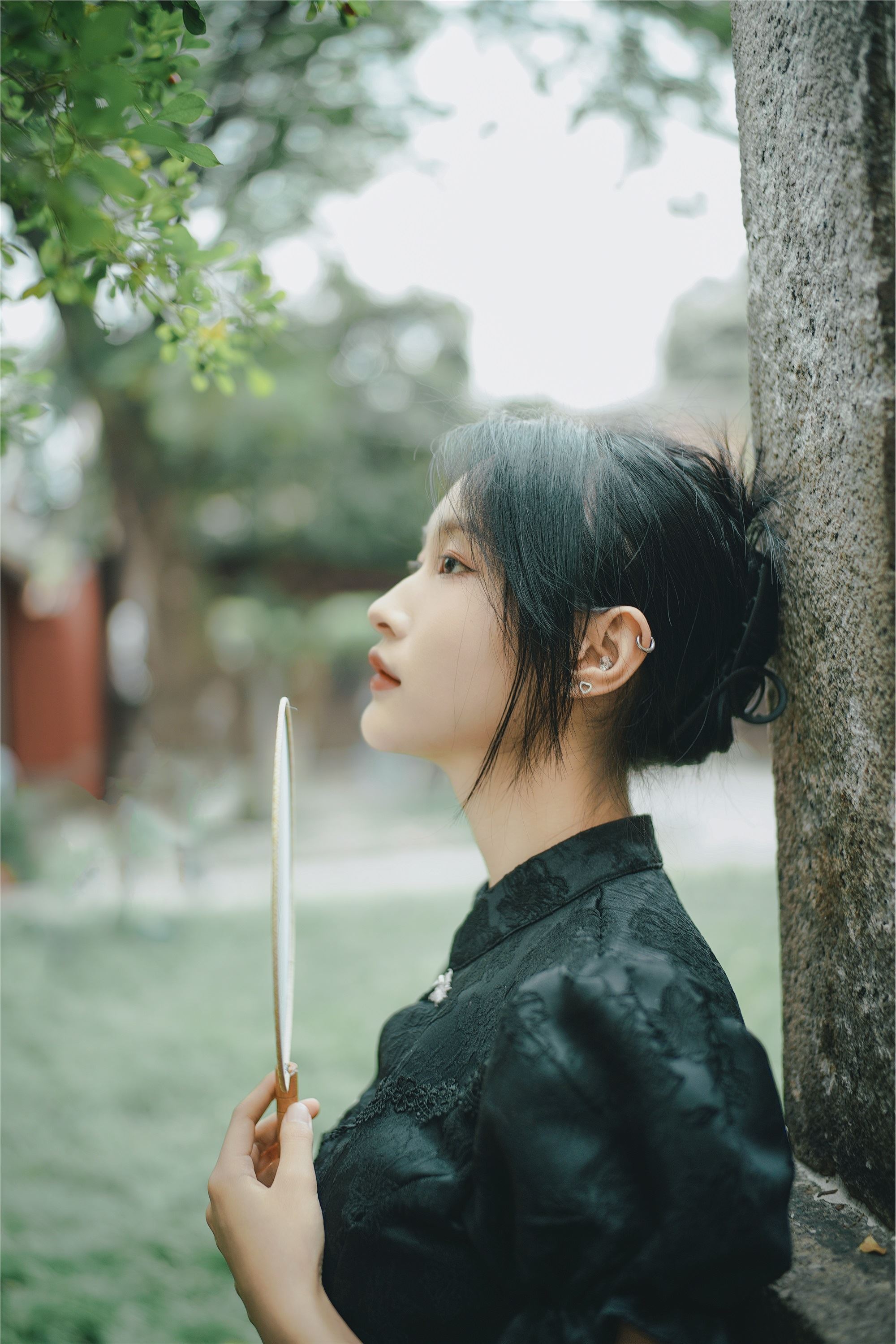 YITUYU艺图语 2025.01.06 娴静犹如花照水 欣欣